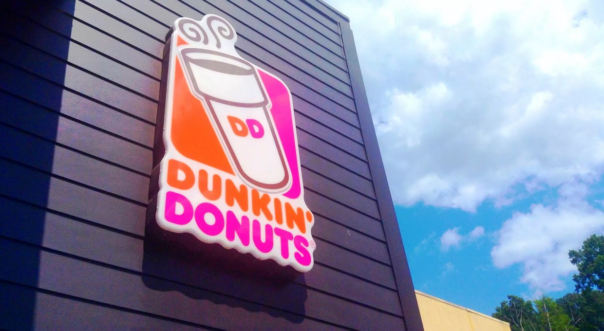 Local Radio Host Whines Because Dunkin’ Donuts Closes a Few Minutes Early on Christmas, Suffers Tweet Storm