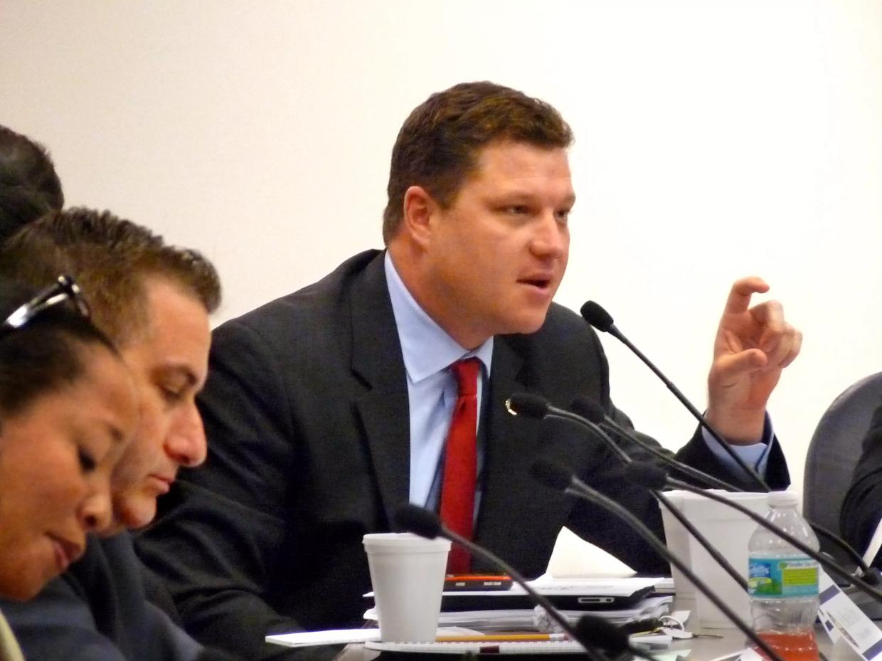 Bill Would Require Florida Cops to Get Warrants Before Monitoring Your Cell Data