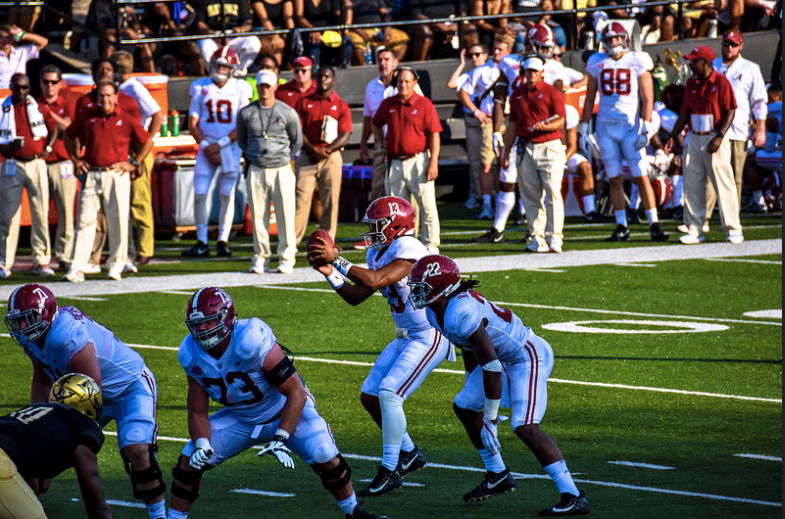 The Miami Dolphins Should #TankForTua Next Season