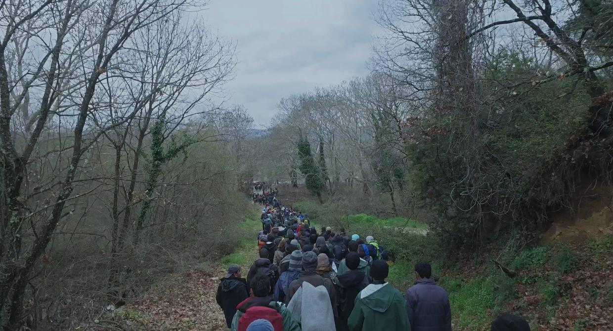 Ai Weiwei’s Refugee Doc <i>Human Flow</i> Is the Rare Movie That Deserves to be Called “Stunning”