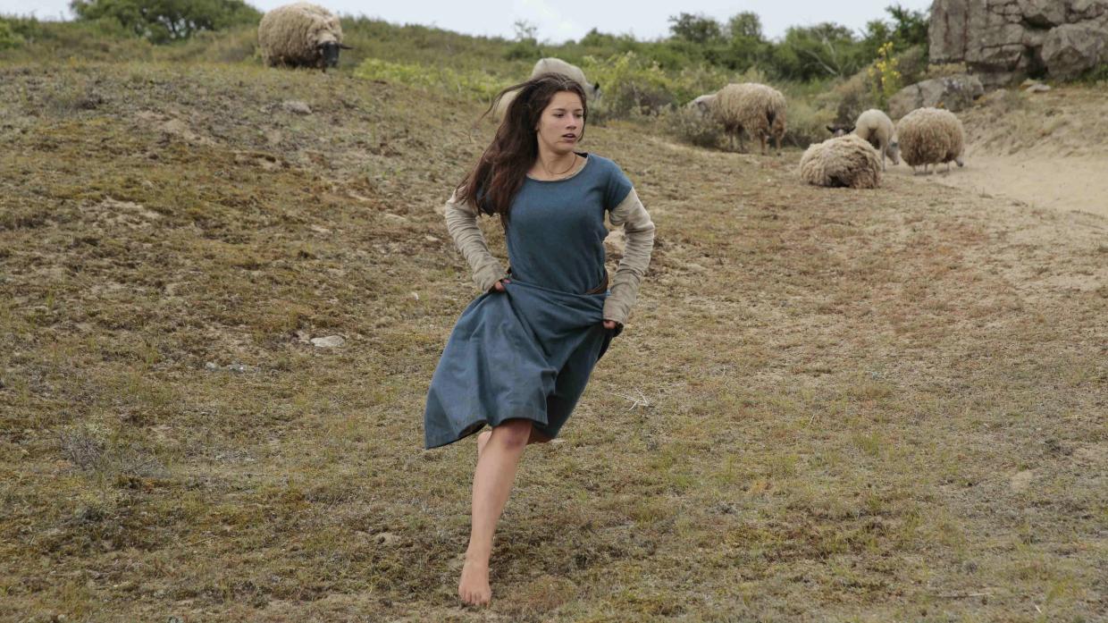 Joan of Arc Goes Heavy Metal in Dumont’s Singular <i>Jeannette</i>