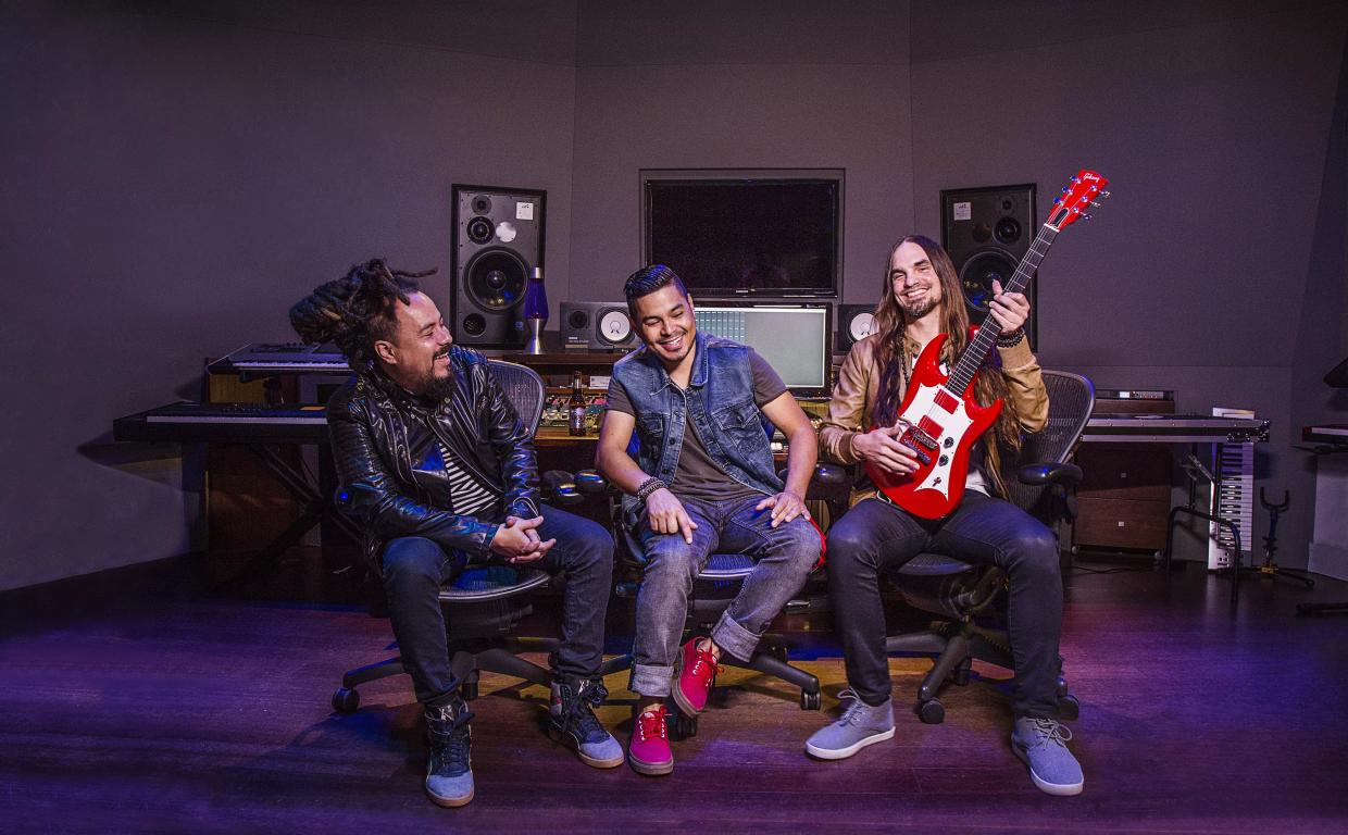Miami-Based Tropical-Rock Band Locos por Juana Releases New Single, “Don’t Tell Me No”