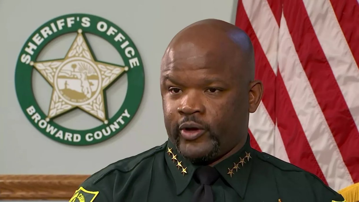 Fire Sheriff Gregory Tony if He Doesn’t Dump the Cop Who Body-Slammed Taravella Teen UPDATED