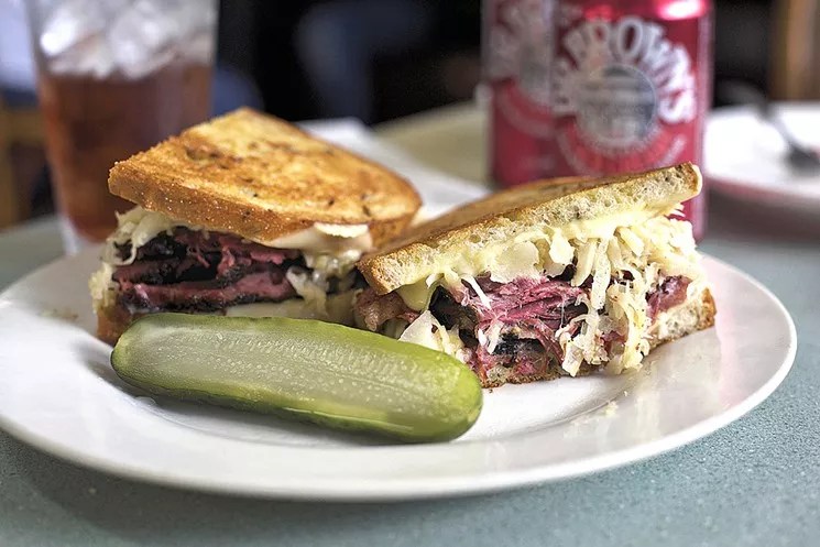 Miami’s Best Eats and Drinks This Week: Best of Miami Party and What the Cluck