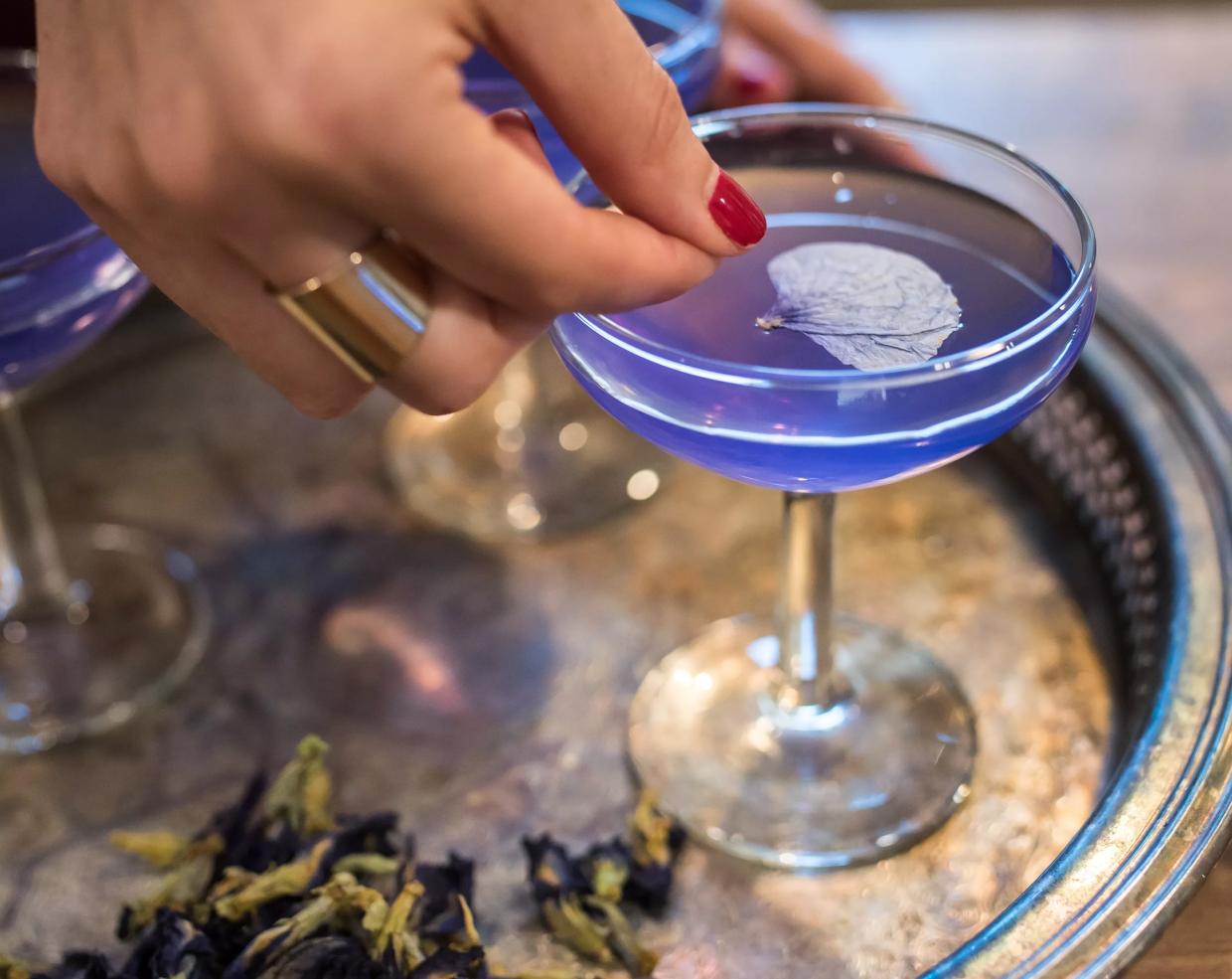 Jules Aron Pours CBD Cocktails at Seed Food & Wine Week