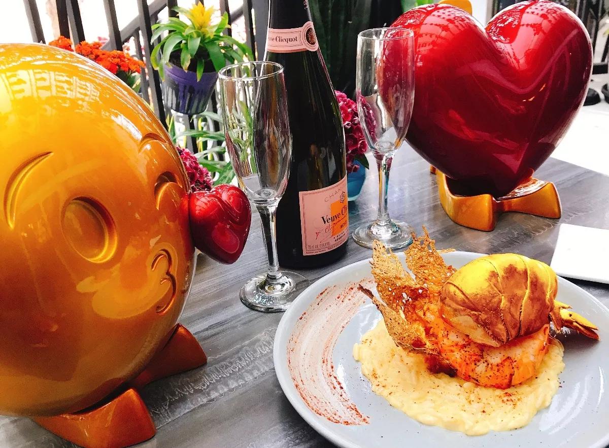 LaMuse’s “Art on a Plate” Menu: $5,000 Gold Lobster, Bourdain Risotto, and a Banksy Dessert