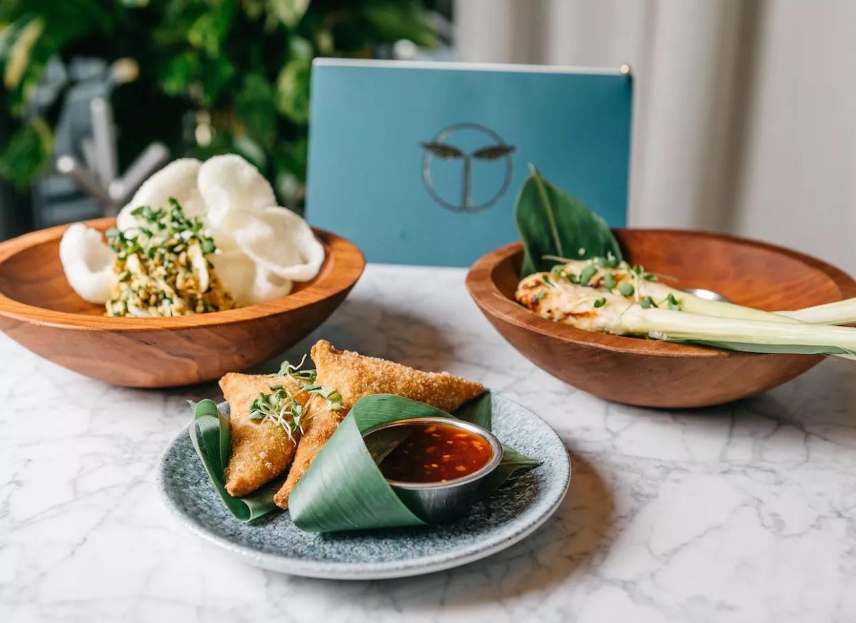 Michael Schwartz’s Sling Bar Sells Southeast Asian Street Food and Cocktails in Miami Beach