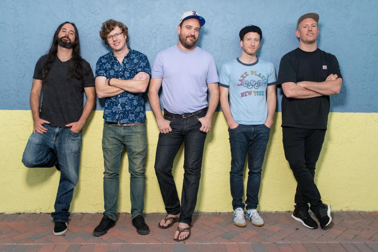 The Heavy Pets Organize a Holiday Ball for a Good Cause