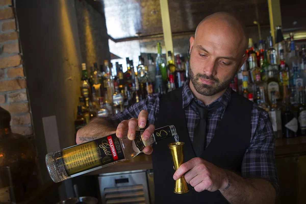Watch Free Online Lessons From Miami’s Best Chefs and Bartenders