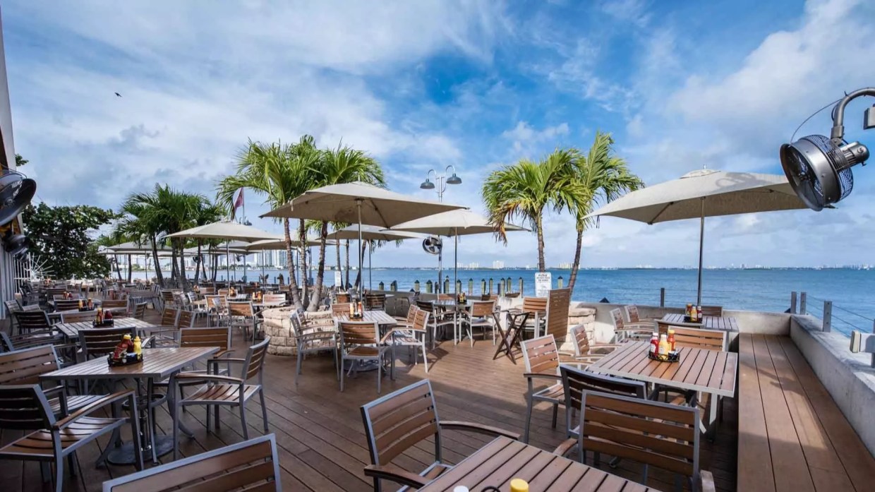 Watch the Super Bowl Outdoors at These Miami Restaurants