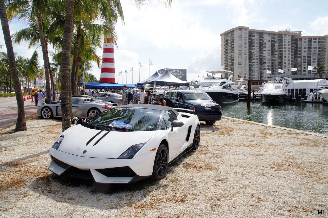 Study: Almost No One in Miami Makes Six Figures, Including Probably You