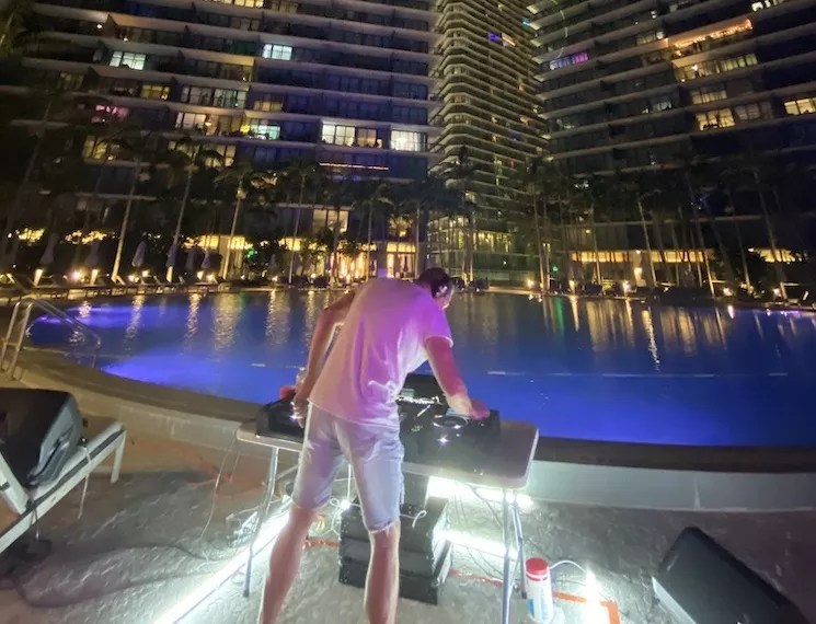 In the Age of Social Distancing, Balcony Concerts Keep Miami’s Urban Core Entertained