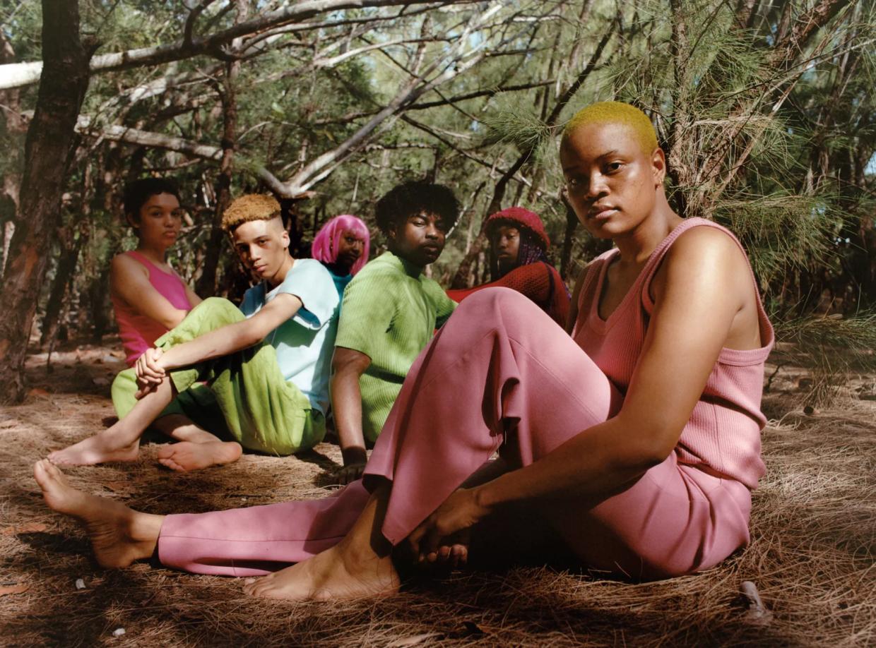Photographer Josh Aronson Captures Florida Youth in <i>Tropicana</i>
