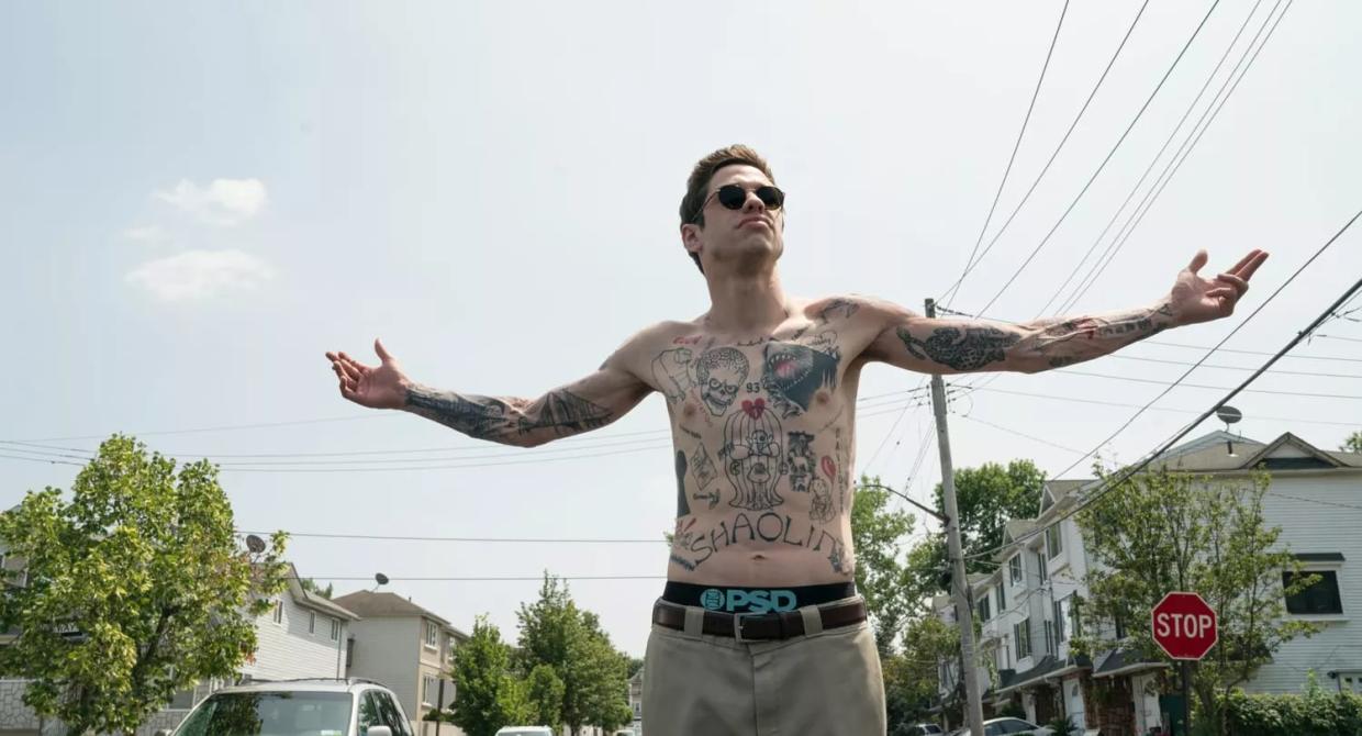 Marisa Tomei Reigns in <i>The King of Staten Island</i>