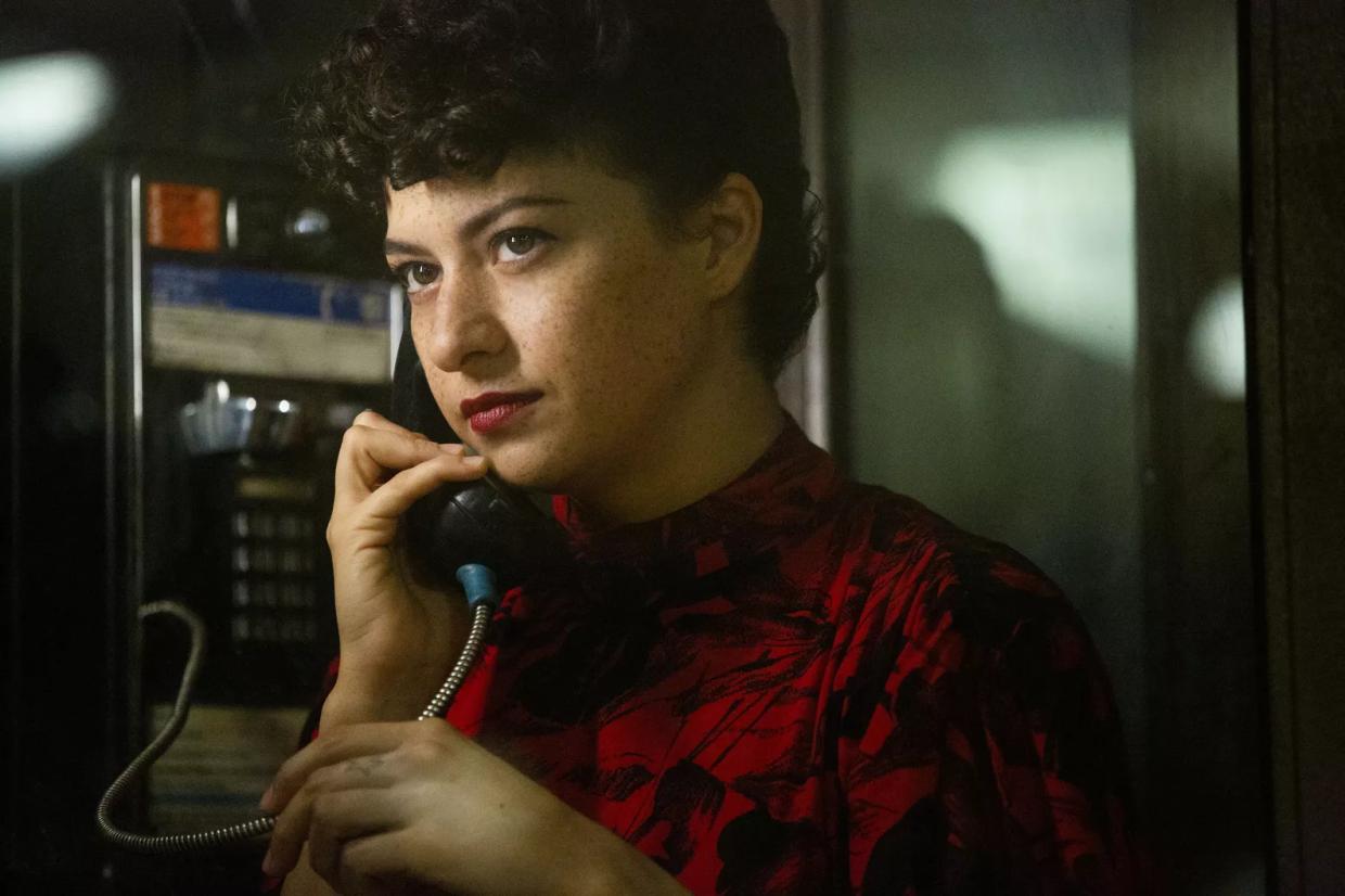 Searching for Your Summer Stream Binge? <i>Search Party</i> Is Your Best Bet