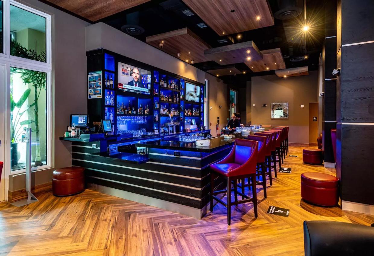 Empire Social Lounge: The New “Sophisticated” Whiskey and Cigar Bar in Downtown Dadeland