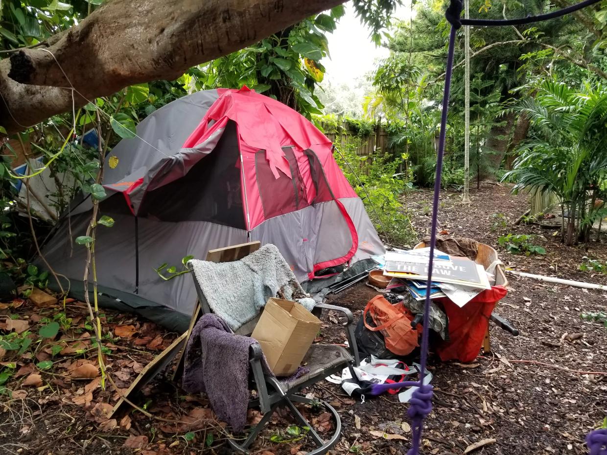 “Magical” Hippie Commune Turns Out to Be Nightmare for Some Tenants