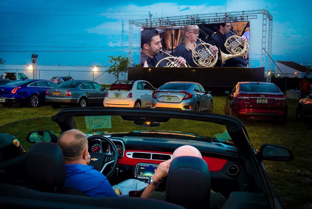 New World Symphony Takes Its Wallcast to the Drive-In