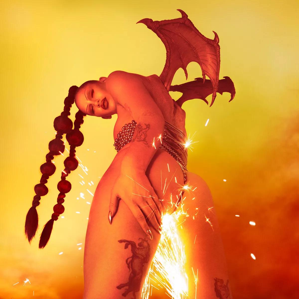 Eartheater Emerges From the Ashes on Her New Album, <i>Phoenix</i>