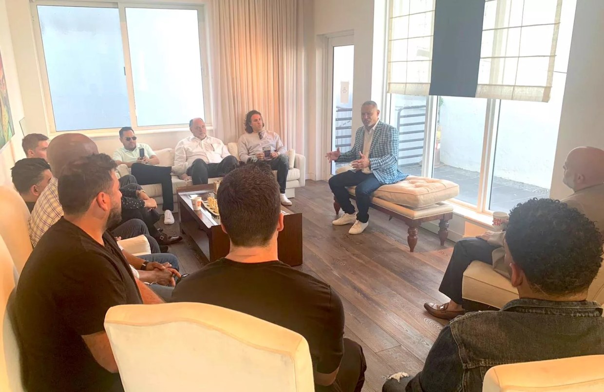 New York City Mayoral Candidate Visits Miami to Urge Transplanted Restaurateurs to “Come Back” to NYC