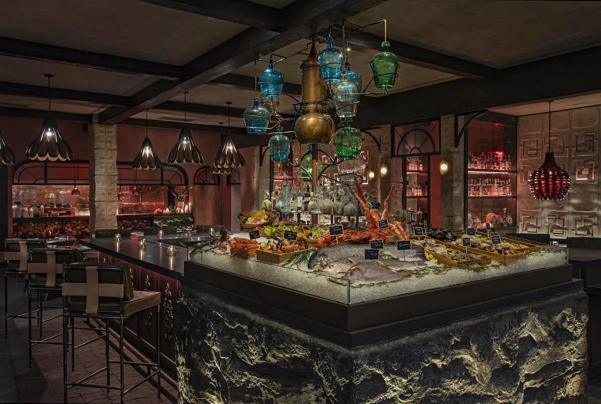 Check Out the Tequila Tree at the Moxy’s New Como Como Marisquería