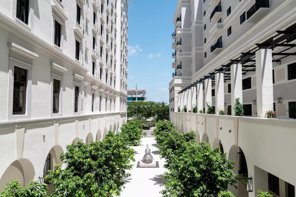 Thesis Hotel Hosts an Open-Air Market