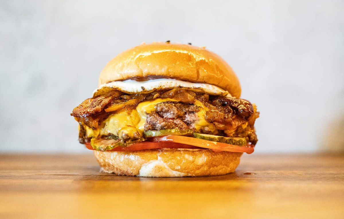 Popular Argentinian Burger Joint La Birra Bar Arrives in Miami