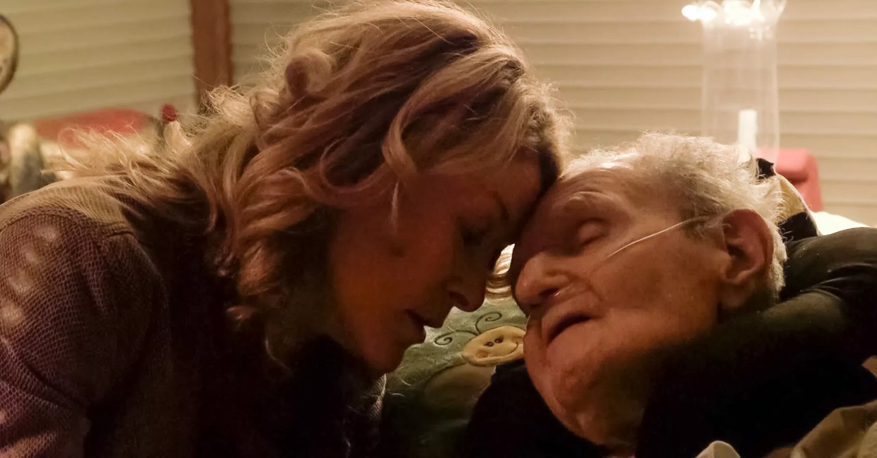 <i>Last Flight Home</i> Documents the Last Days of a Family Patriarch
