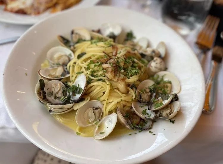pasta with seafood