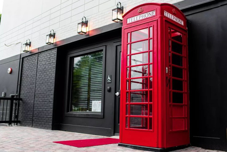 A red phone booth