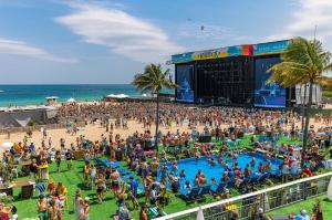 Aerial shot of the crowd and stage at Tortuga Music Festival