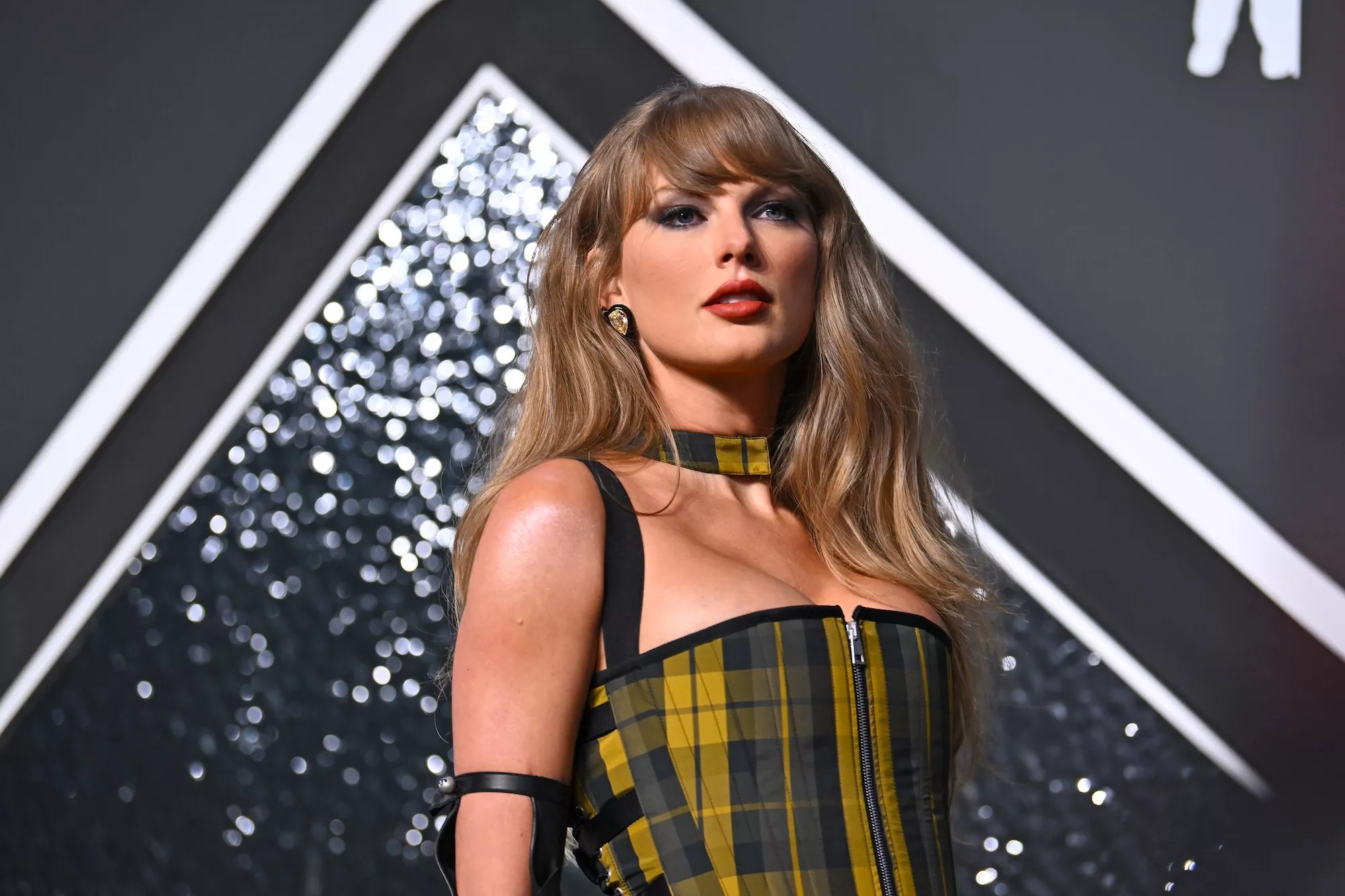 Taylor Swift at the 2024 MTV Video Music Awards at UBS Arena