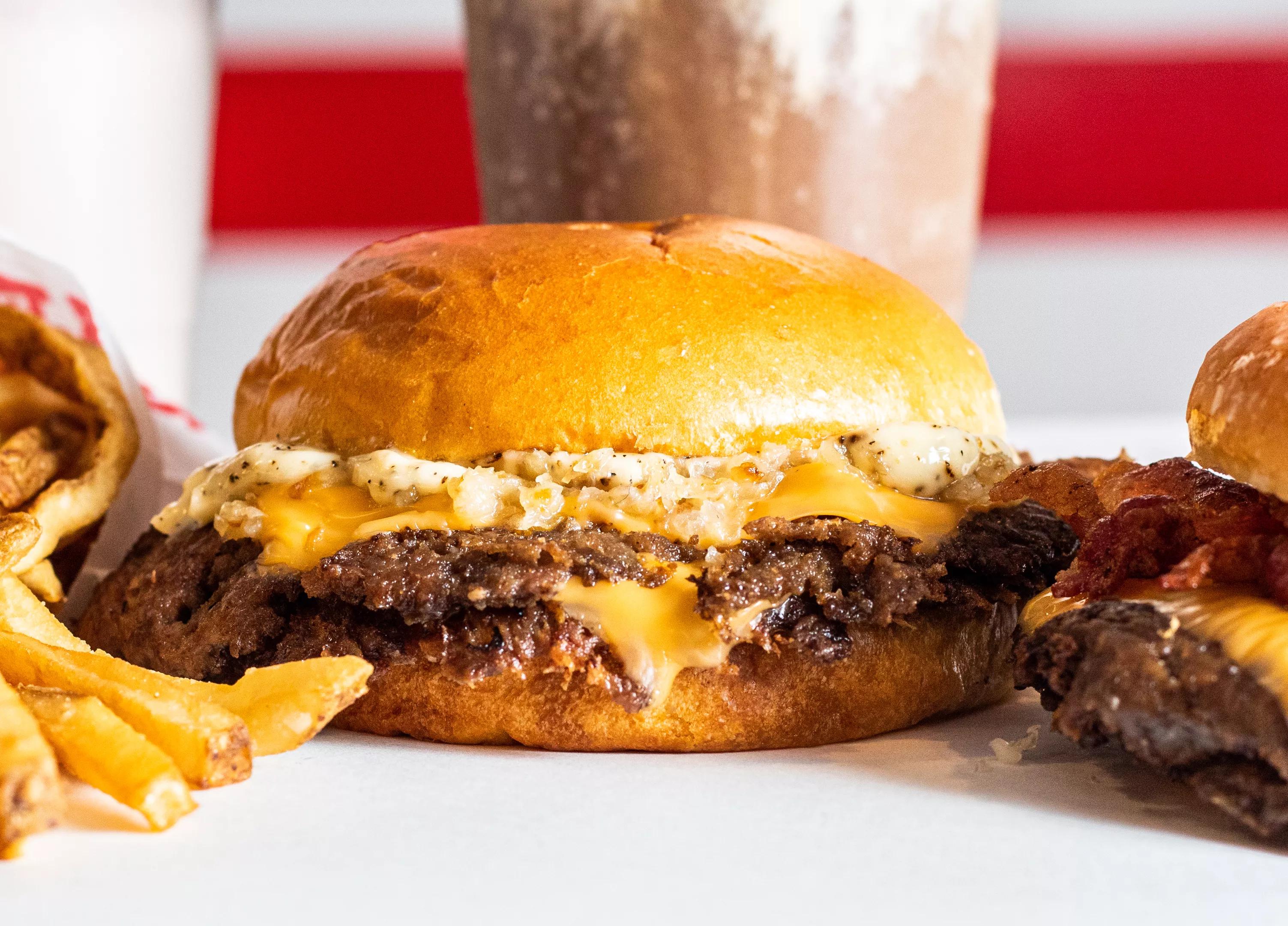 a cheeseburger