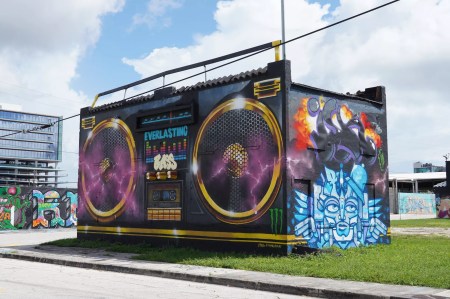 The 10 Biggest Tourist Traps in Miami