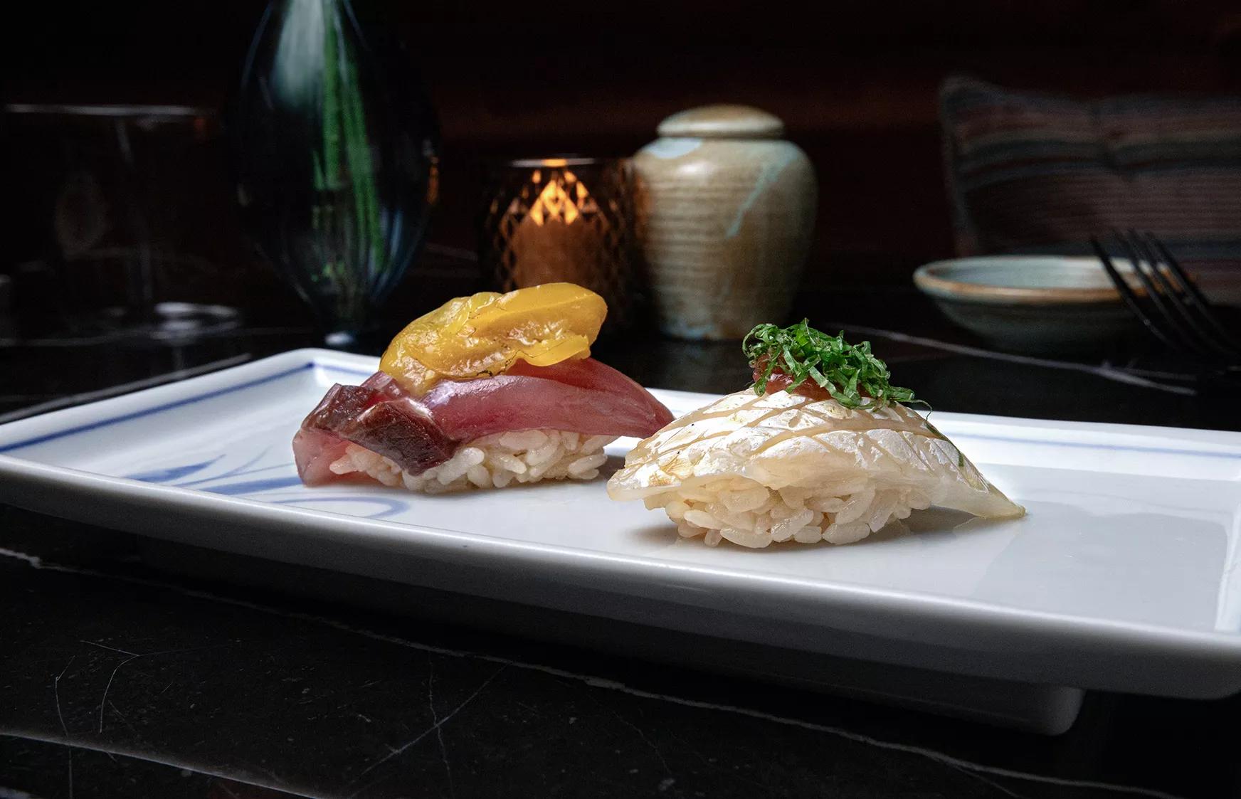 nigiri on plate