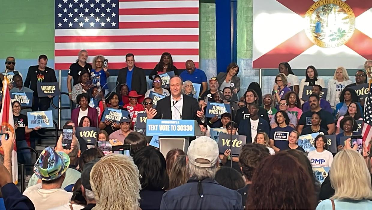 Reporter’s Notebook: The Only Menu Item at Doug Emhoff’s Broward Rally Was Trump Roast