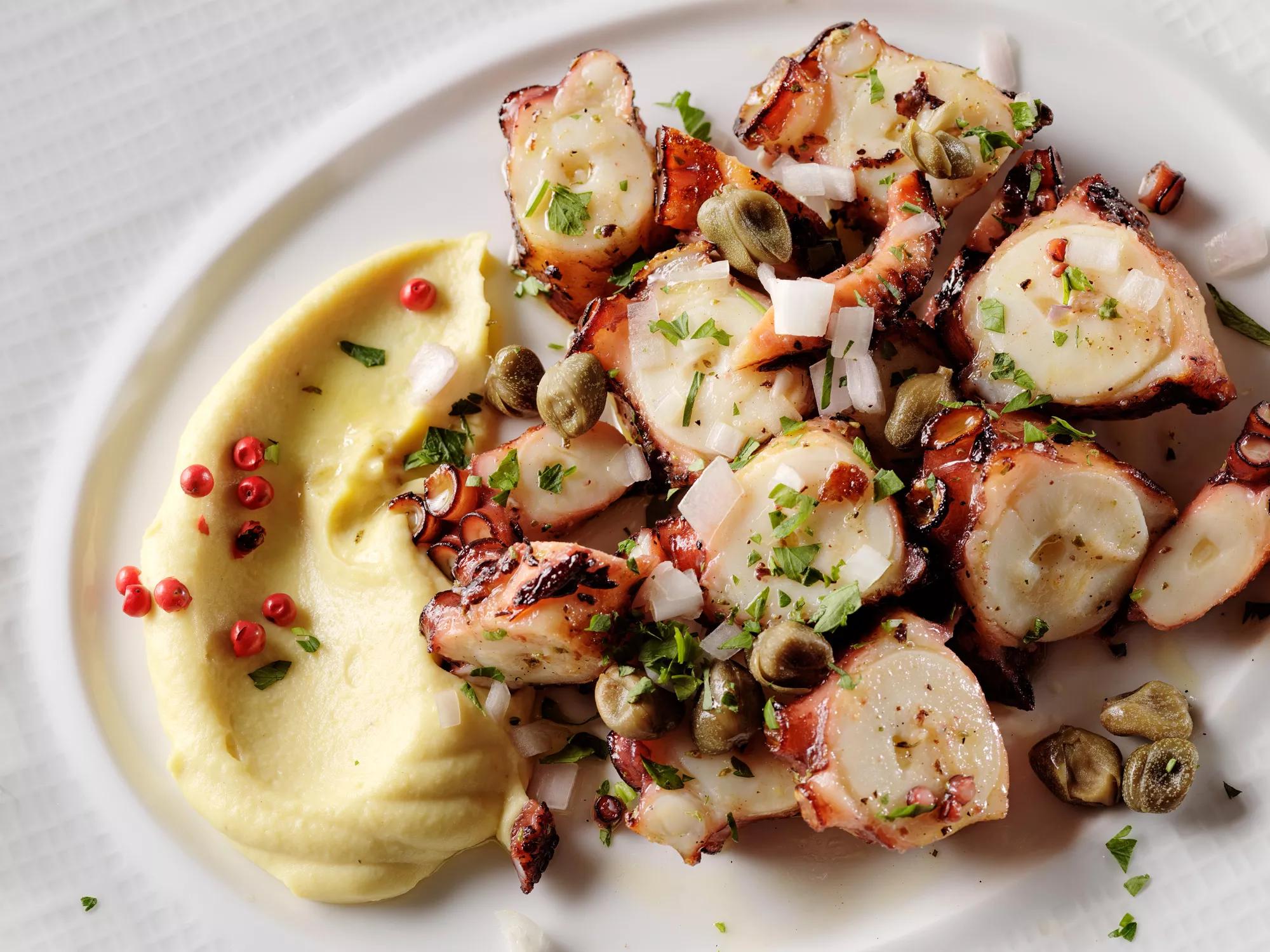 octopus on a plate