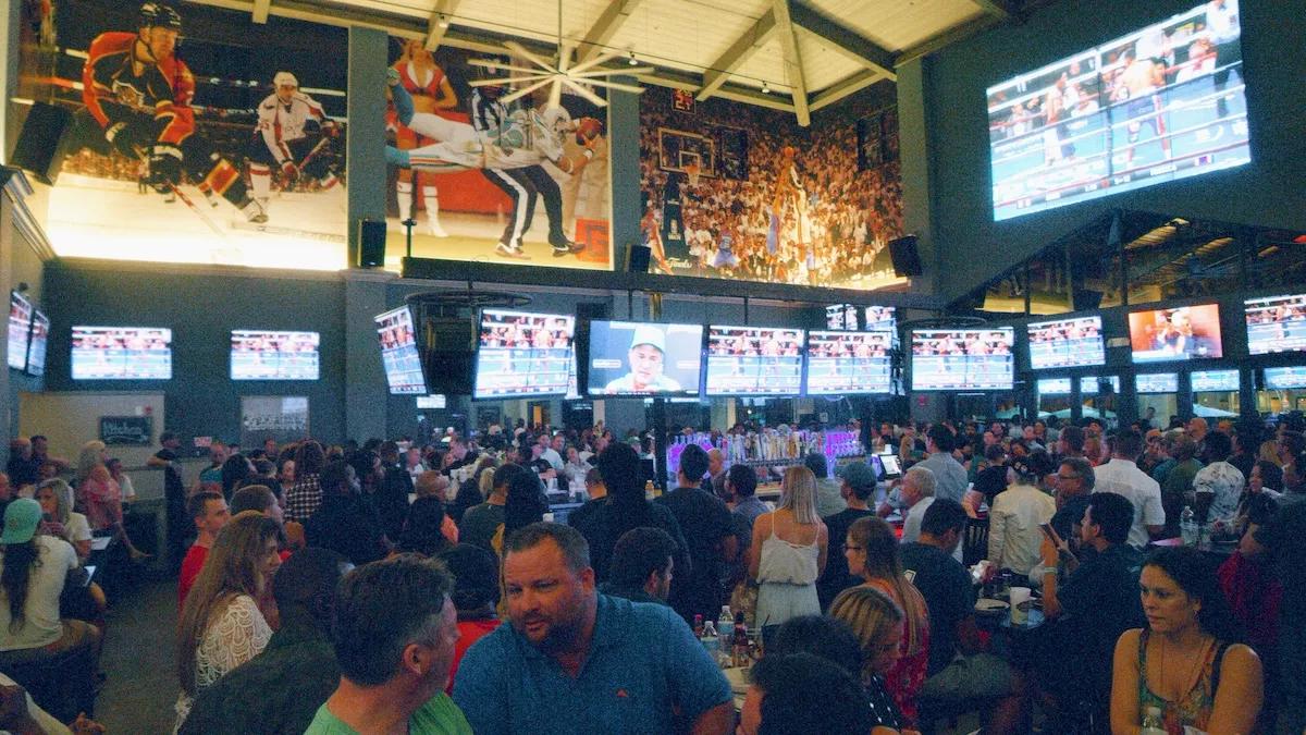 a crowded bar