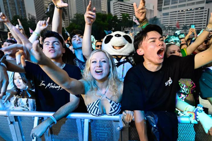 Festivalgoers at Ultra Music Festival