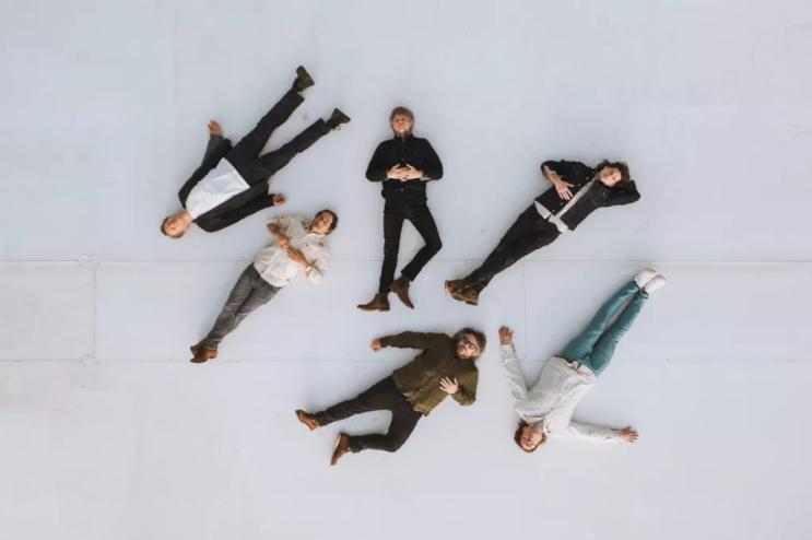 Portrait of the band members of Wilco