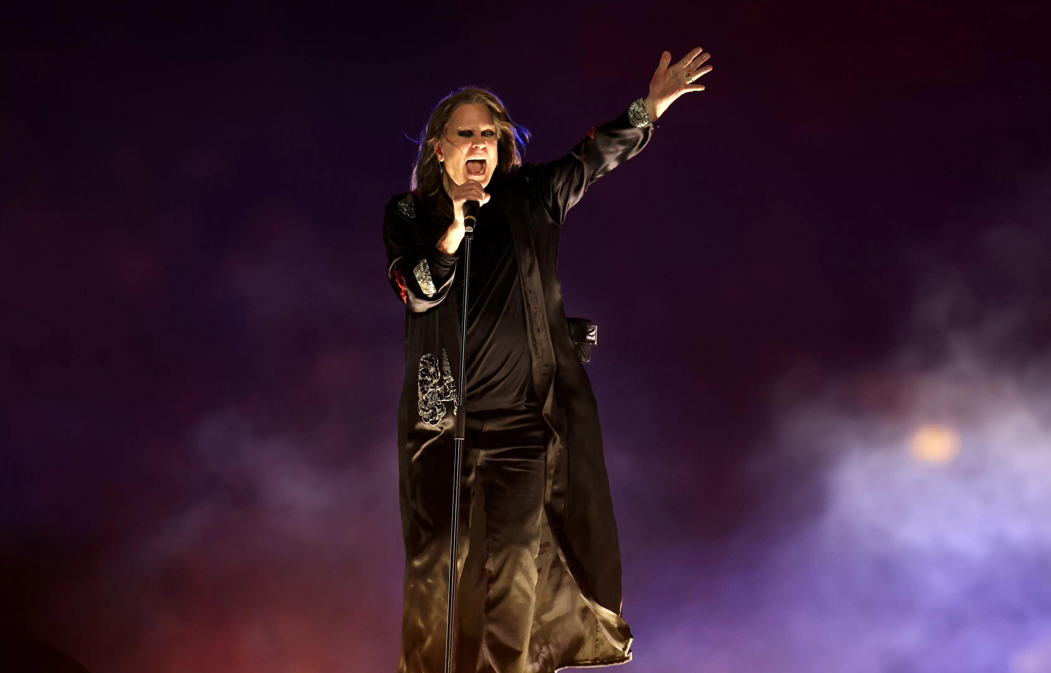Picture of a heavy metal singer performing on stage